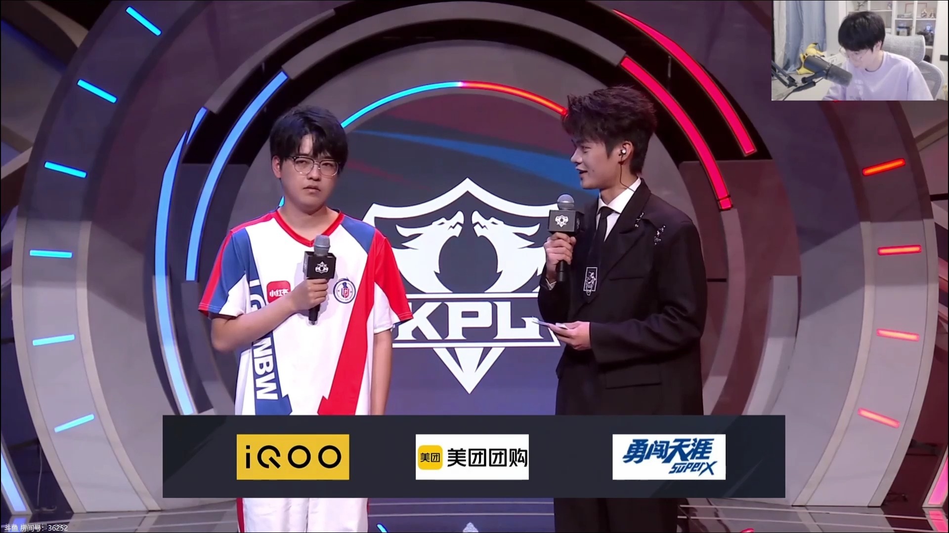 LGD轻取T1，Knight打出惊人五杀强强对话成都决赛之夜，留下经典瞬间