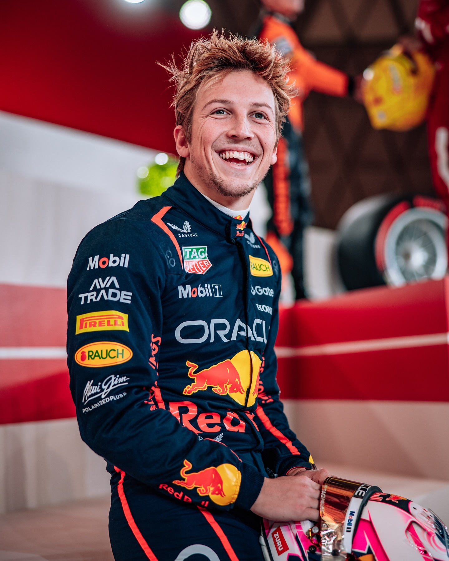 开云体育-包含哈斯车队逆转红牛车队，诺里斯统治全场的词条