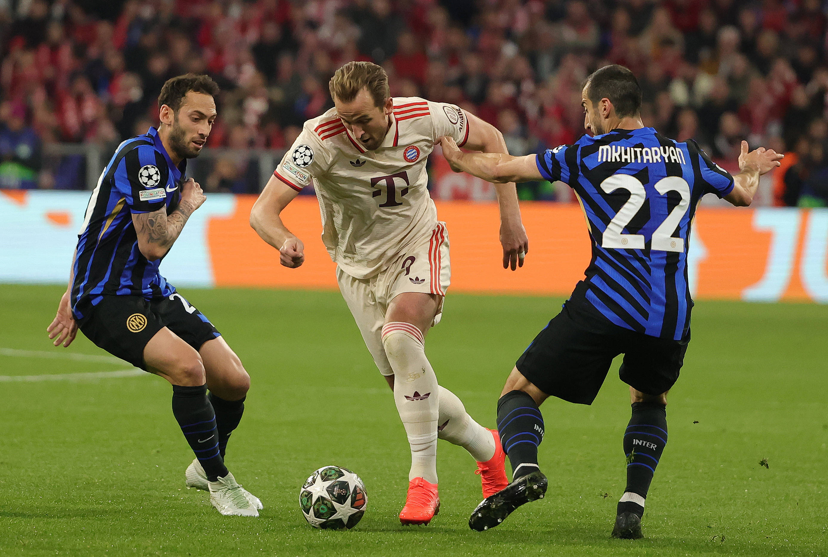 开云平台-希腊鏖战国际米兰，穆勒状态火热