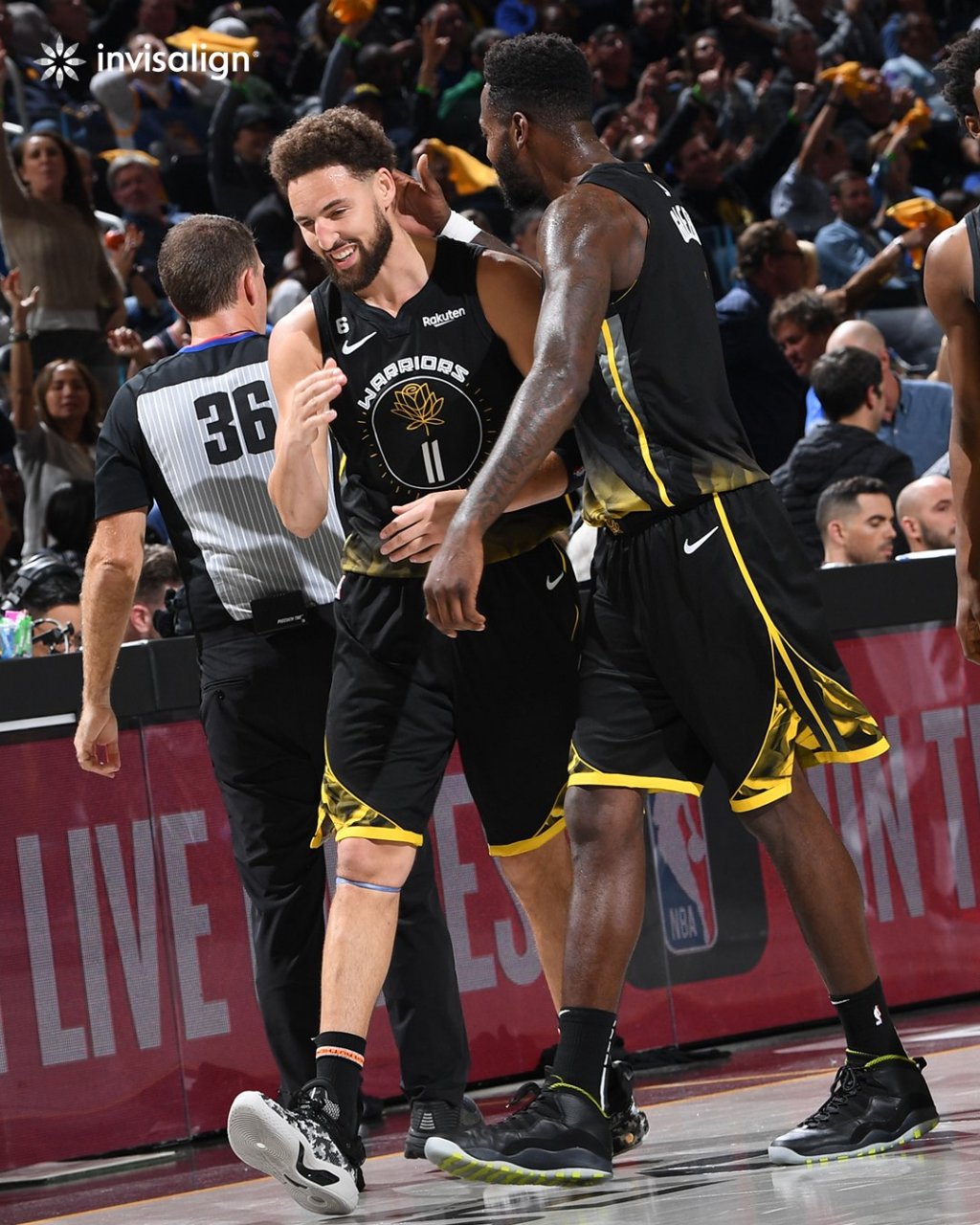 尼克斯横扫新疆队，克莱关键制胜